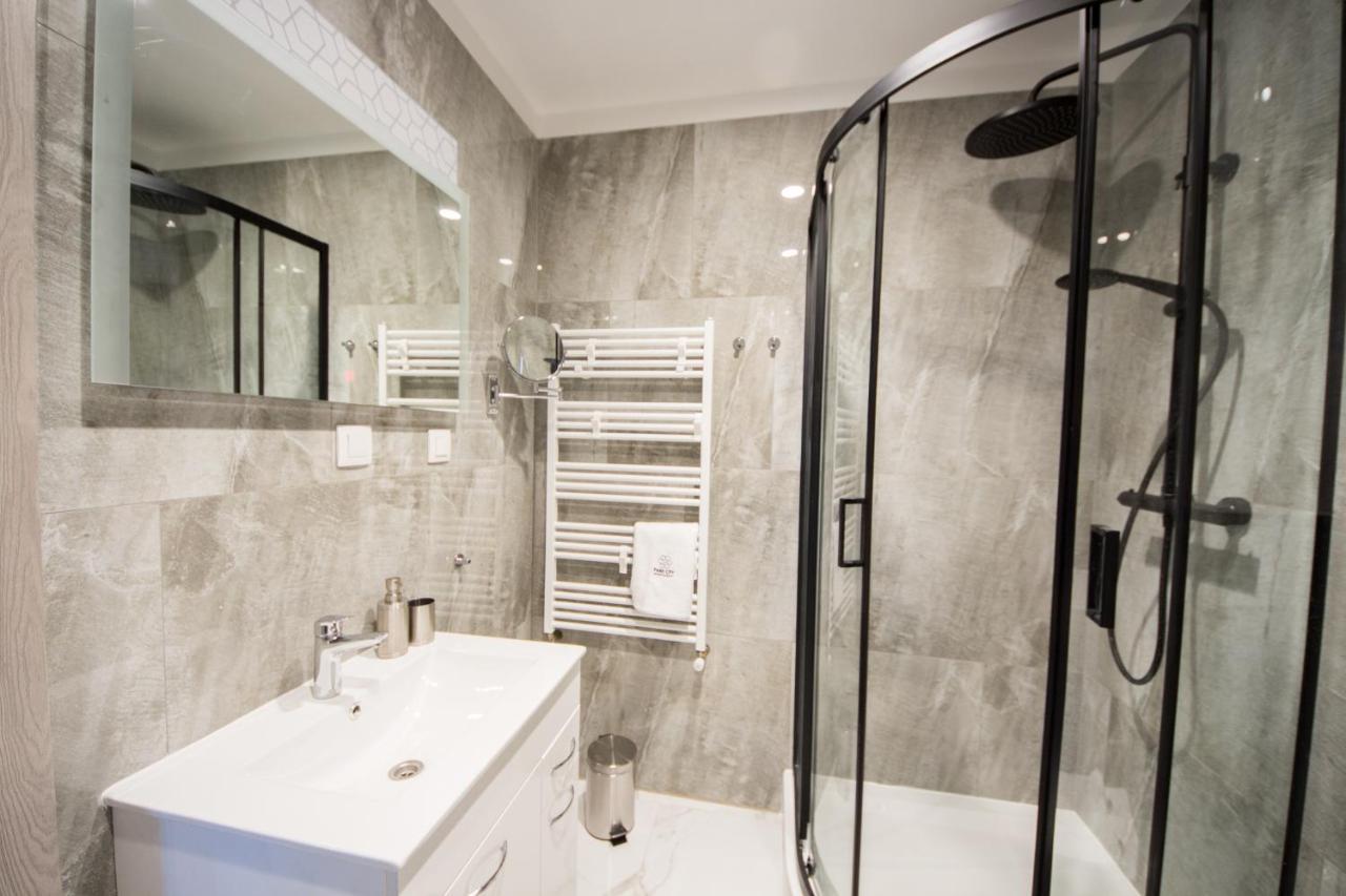 Apartament 23 Park City Ostrów Wielkopolski Eksteriør billede